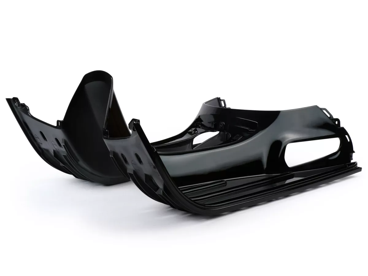 Foot board -PIAGGIO- Vespa GTS 125 (ZAPMD3200), Vespa GTS HPE 300 (ZAPMA3600, ZAPMD310), Vespa GTS Super 125 (ZAPMD3200), Vespa GTS Super HPE 300 (ZAPMD3100, ZAPMD3101), Vespa GTV HPE 300 (ZAPMD3102)- black glossy