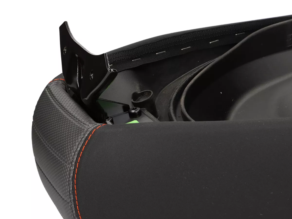 Sittbänk -PIAGGIO- Vespa GTV HPE 300 RST 2023 Euro 5 nyckellös ABS 4T 4V LC (ZAPMD3108)