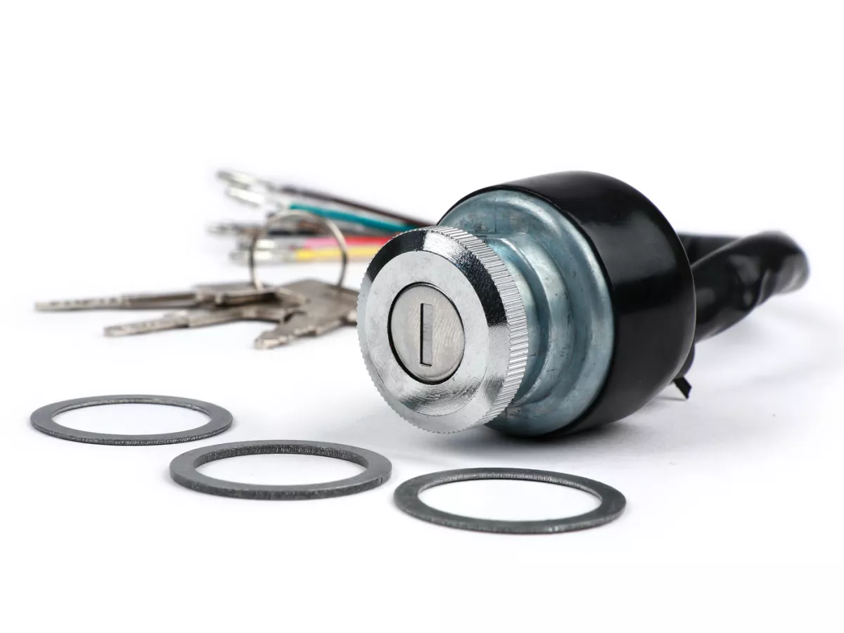 Ignition switch  Lambretta -MB DEVELOPMENTS- LI (series 1-3), LIS, SX, TV (series 2-3), DL, GP - AC, DC or AC/DC