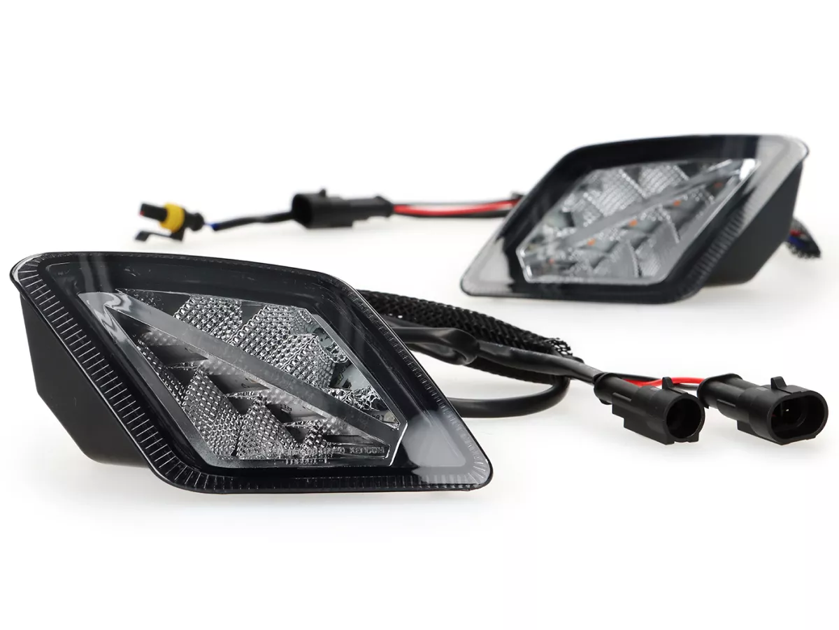 Juego de intermitentes delantero+trasero -MOTO NOSTRA- luz de marcha LED dinámica, luz de marcha diurna delantera + luz de posición trasera (E-mark)- Vespa GTV, GTS 125-310 Keyless - ahumado
