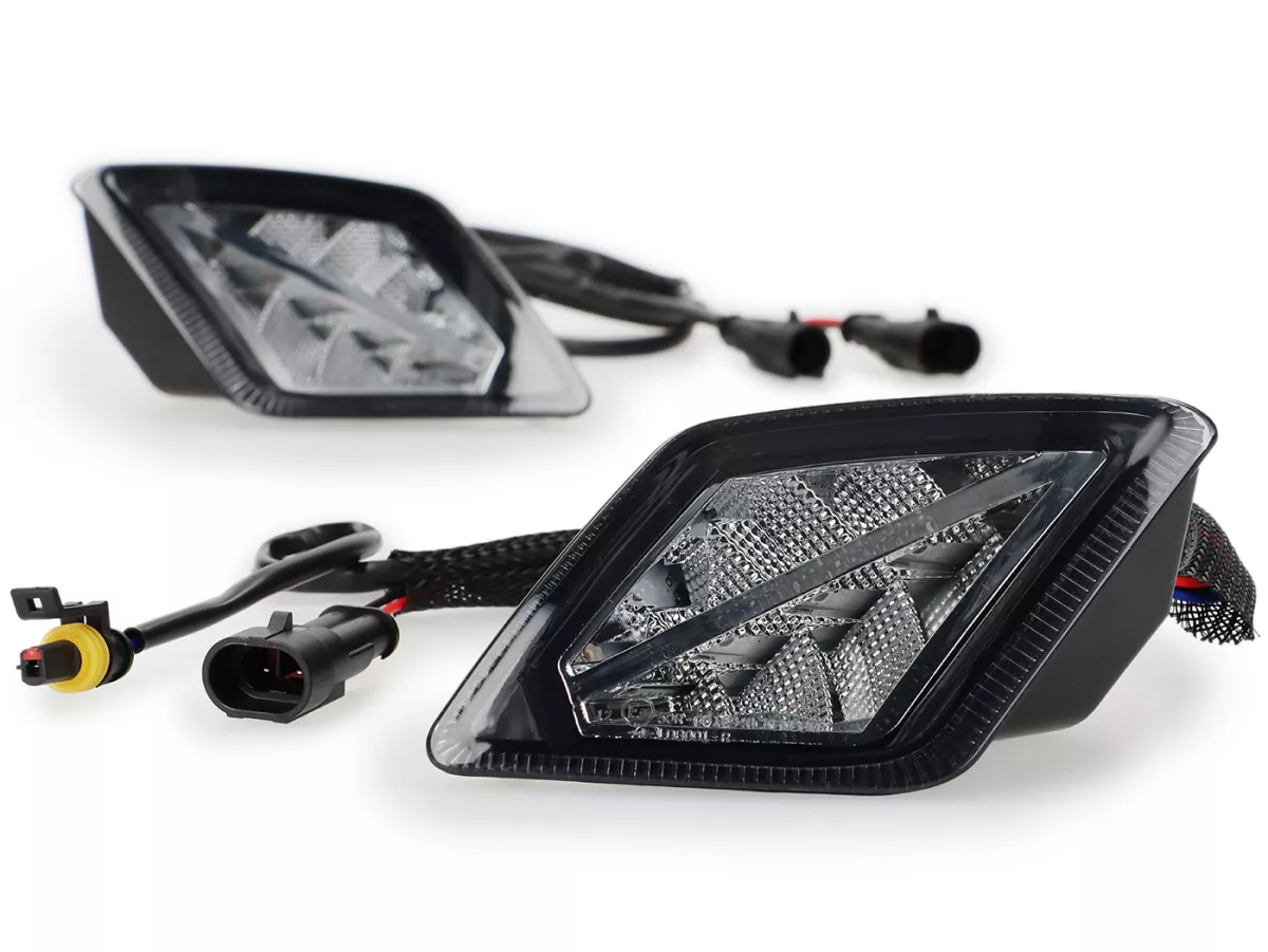 Juego de intermitentes delantero+trasero -MOTO NOSTRA- luz de marcha LED dinámica, luz de marcha diurna delantera + luz de posición trasera (E-mark)- Vespa GTV, GTS 125-310 Keyless - ahumado