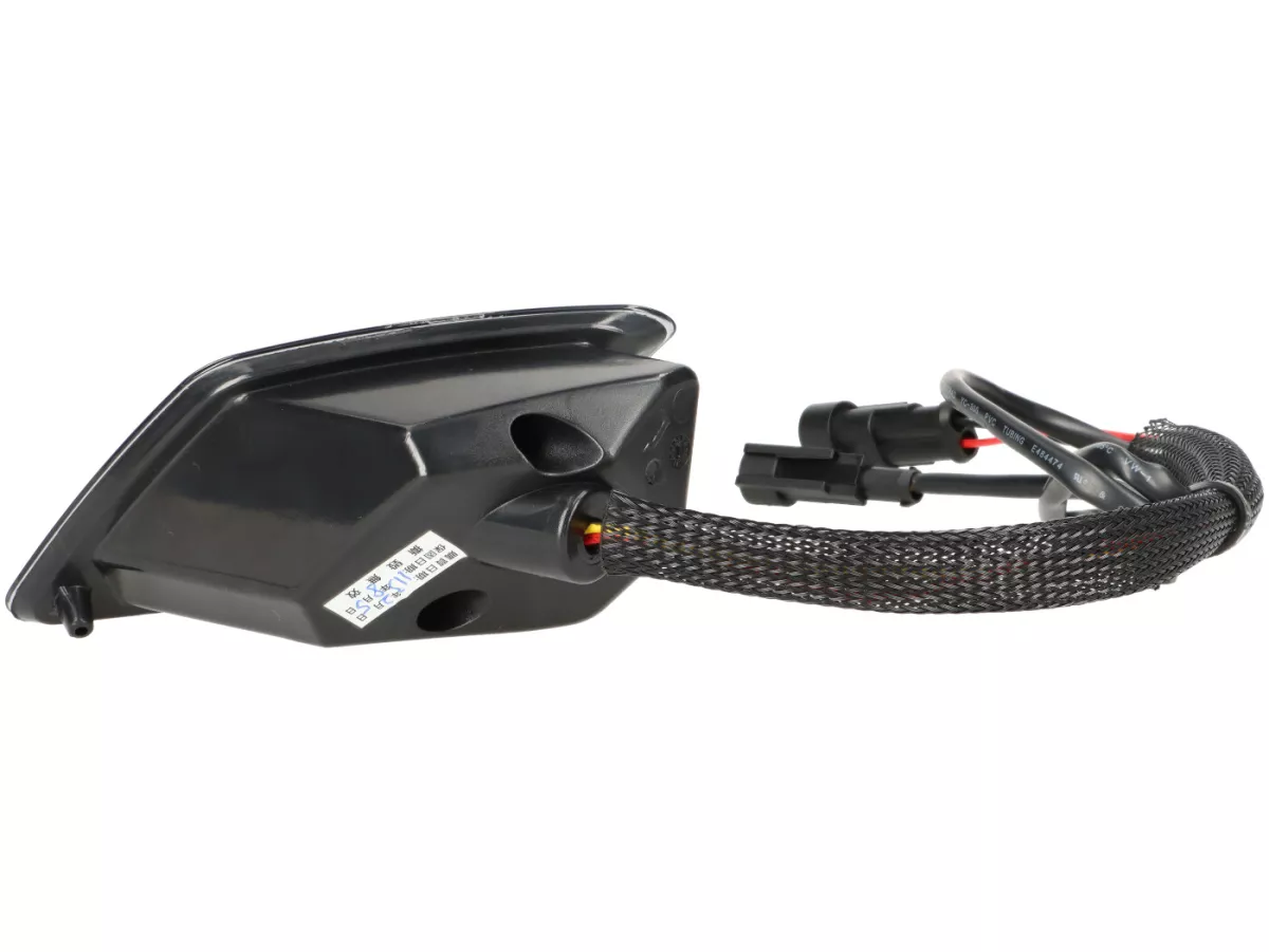 Juego de intermitentes delantero+trasero -MOTO NOSTRA- luz de marcha LED dinámica, luz de marcha diurna delantera + luz de posición trasera (E-mark)- Vespa GTV, GTS 125-310 Keyless - ahumado