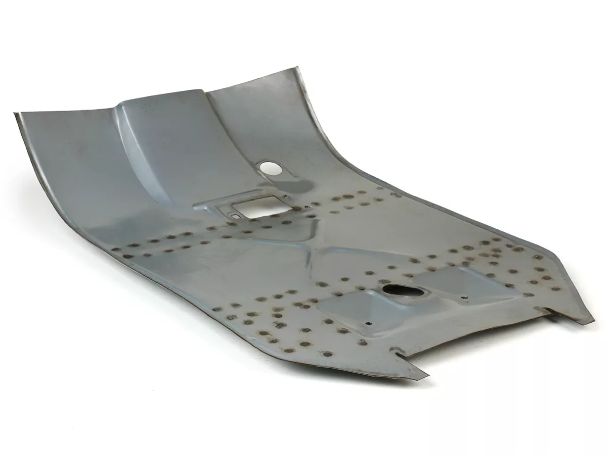 Panel lantai perbaikan -PREMIUM 710x420mm, desain melengkung- untuk Vespa Smallframe (lubang pedal rem bundar, tahun 68-79) - 50N, 50 L, 50 R, SS50, PV, ET3 - bala bantuan X +X/K, dua penyangga