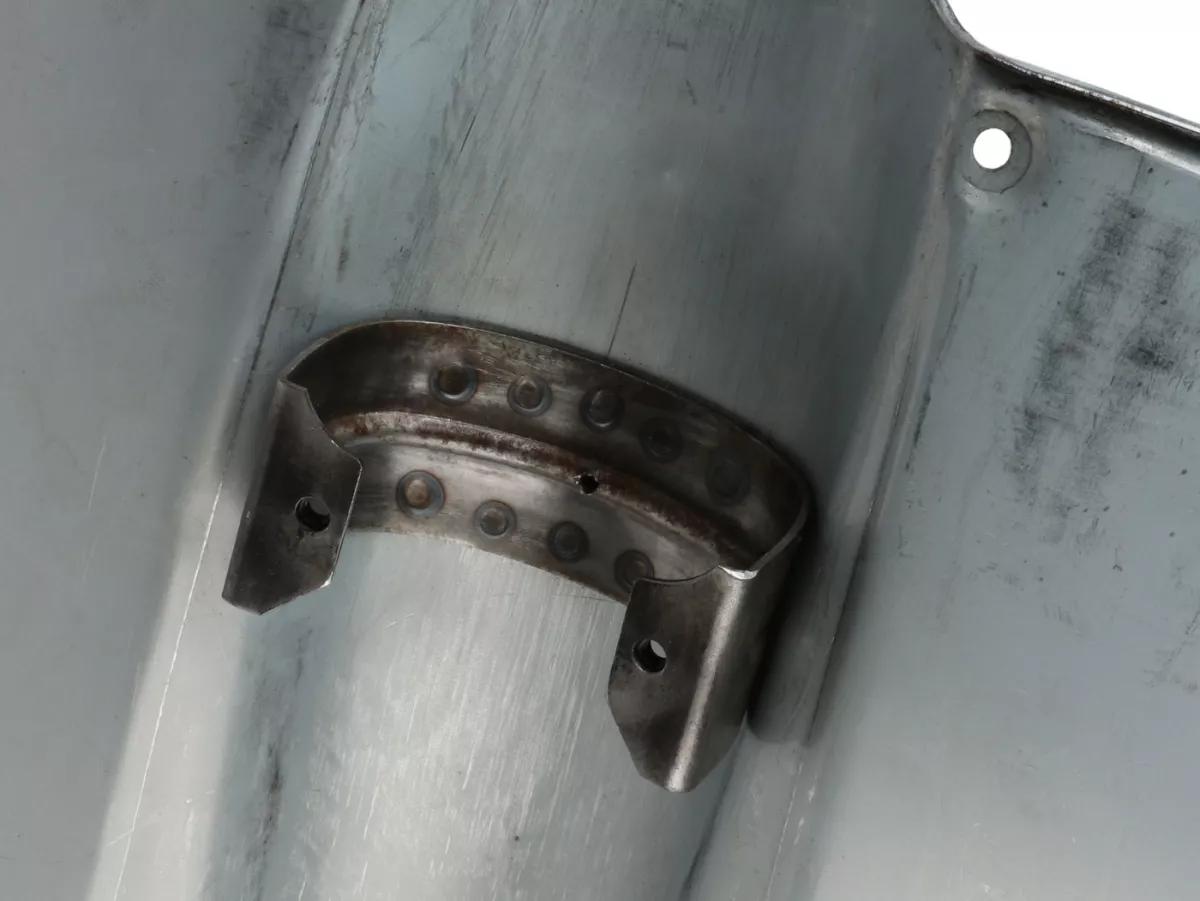Legshield pressed -IMPORT- Lambretta LI (series 3, 05/1965-), LIS (series 3, 05/1965-), SX, TV (series 3, 05/1965-) - oiled bare metall
