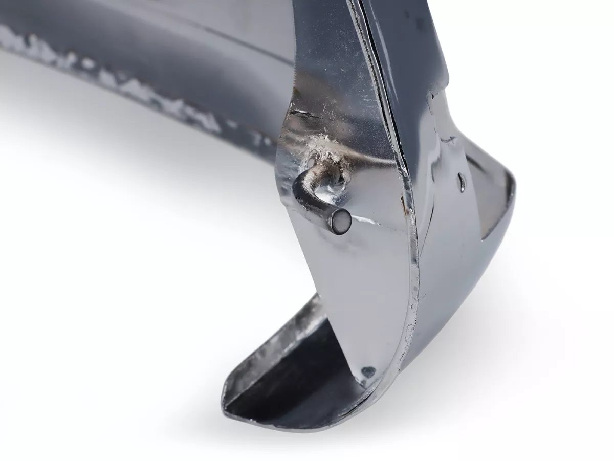 Seitenhaube rechts -VESPA- Vespa PX80, PX125, PX150, PX200, T5 125cc (Modelle mit Blinker) - Innenverschluss - verchromt