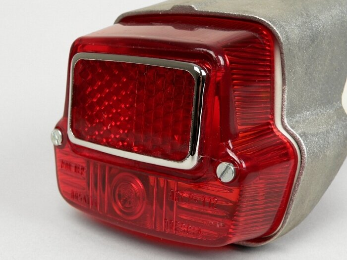 Taillight -PREMIUM- Vespa V50 (till frame V5A1T0122876) - aluminium incl. rubber seal