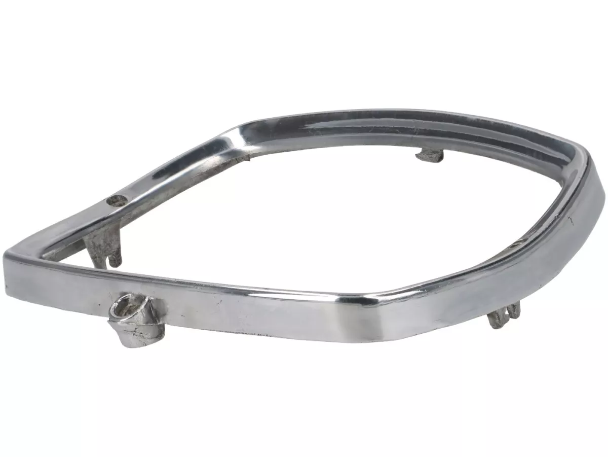 Cincin trim lampu depan -UNI AUTO- Lambretta DL, GP (India)