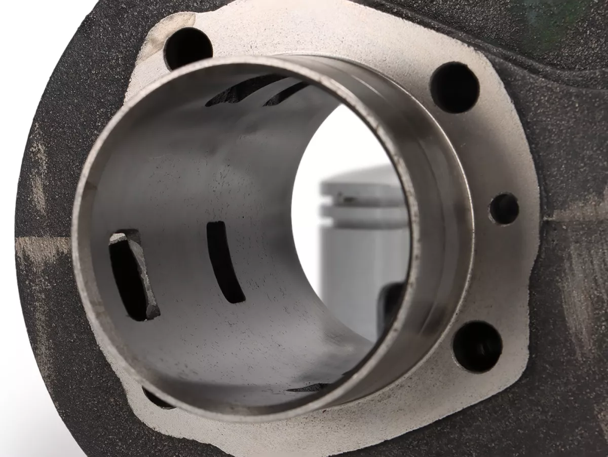 Cylindre -QUALITÉ OEM 200 cc 12ch- Vespa Rally 200 (VSE1T), P200E (VSX1T), PX200, PX200E, PX200E Elestart, PX200E GS, Cosa 200 (VDR1T, VSR1T), Motovespa 200DS, 200DN, TX200, 200 Iris, CLX200 Cosa