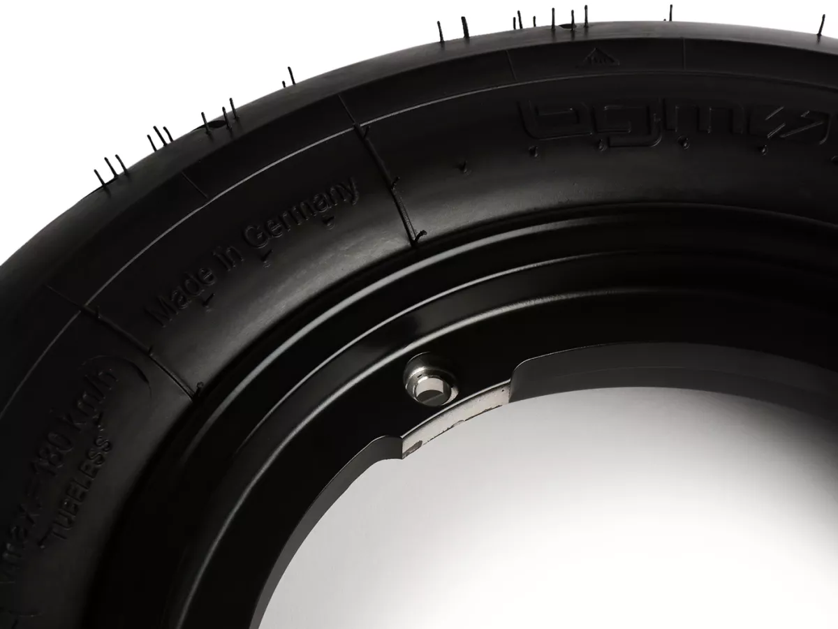 Roue complète - BGM Pro Superstrong - BGM Sport, chambre à air, Vespa Largeframe PX, Sprint, Rally, GT, GTR, TS, T4, LML Star/Stella- 3.50 - 10 pouces TL 59S (reinforced) - Jante 2.10-10 noire matte