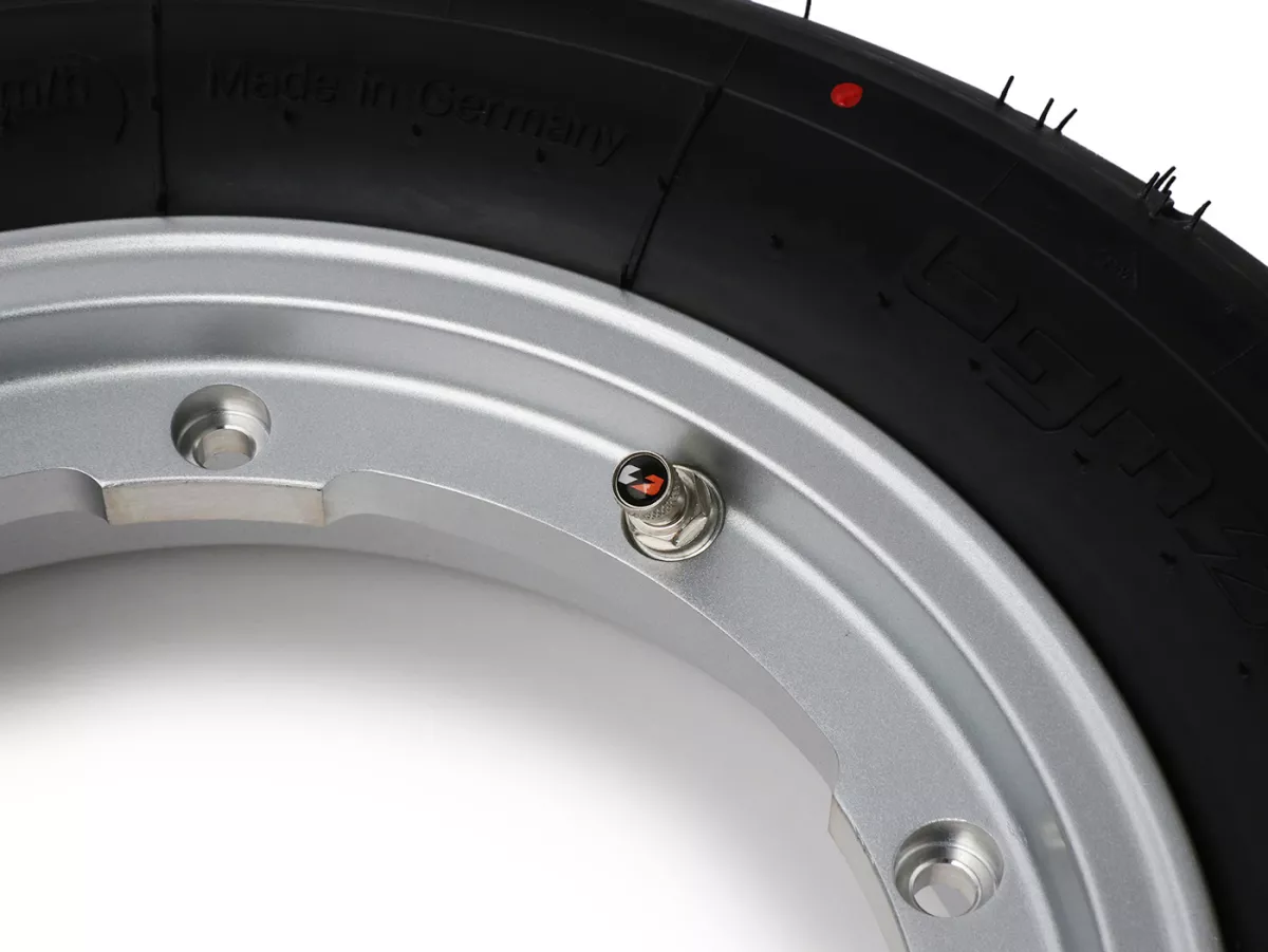 Roda lengkap - BGM Pro Superstrong -BGM Sport, tubeless, Vespa Largeframe PX, Sprint, Rally, GT, GTR, TS, T4, LML Star/Stella- 3.50 - 10 inci TL 59S (diperkuat) - Pelek 2.10-10 - Silver