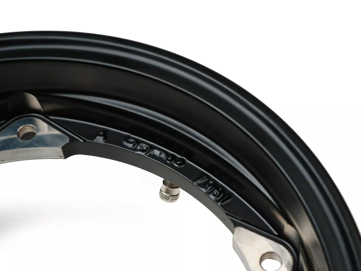 Wiel -BGM Pro Superstrong tubeless 2.10-10 inch aluminium- Vespa V50, 50N, Special, PV, ET3, PK50-125 (S/XL/XL2), PX, T5, Sprint, Rally, GT/GTR, LML Star, Deluxe, Stella - matzwart