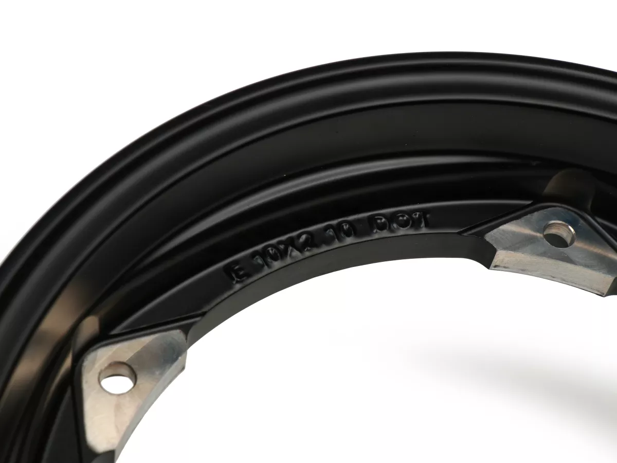 Wiel -BGM Pro Superstrong tubeless 2.10-10 inch aluminium- Vespa V50, 50N, Special, PV, ET3, PK50-125 (S/XL/XL2), PX, T5, Sprint, Rally, GT/GTR, LML Star, Deluxe, Stella - matzwart