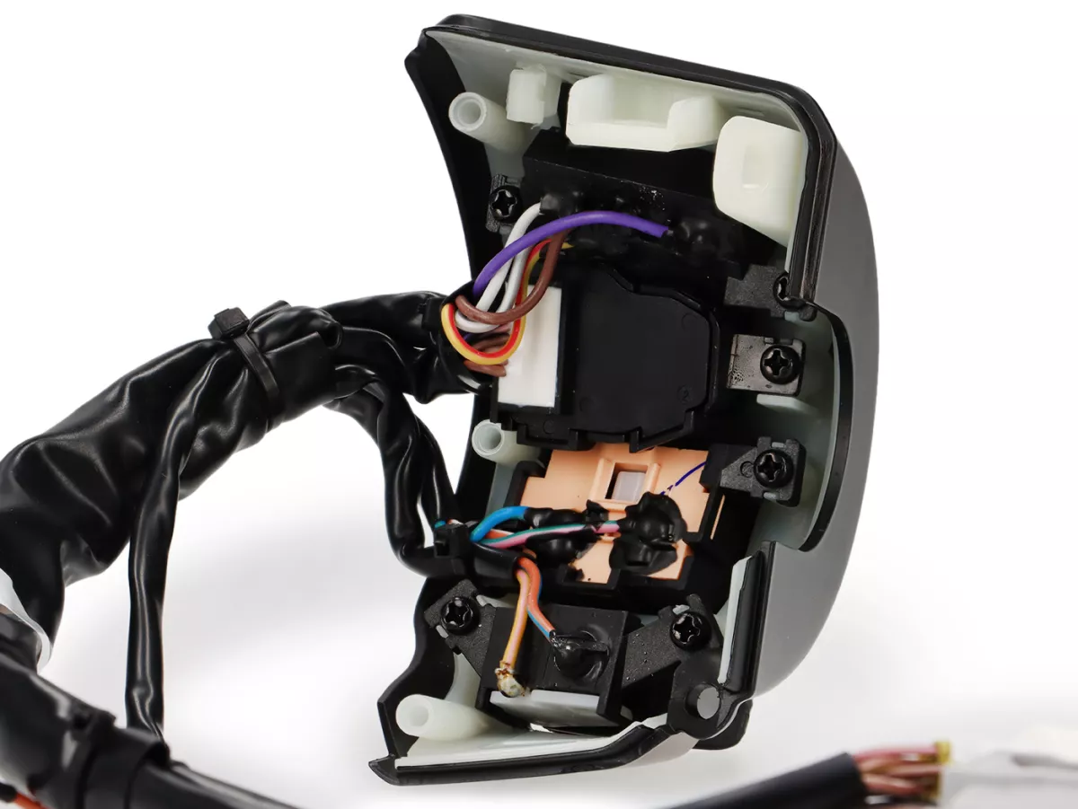 Switch unit, matt black, lhs -PIAGGIO- Vespa GTS 125 ((ZAPMD3400), Vespa GTS 310 HPE (ZAPMD3500)