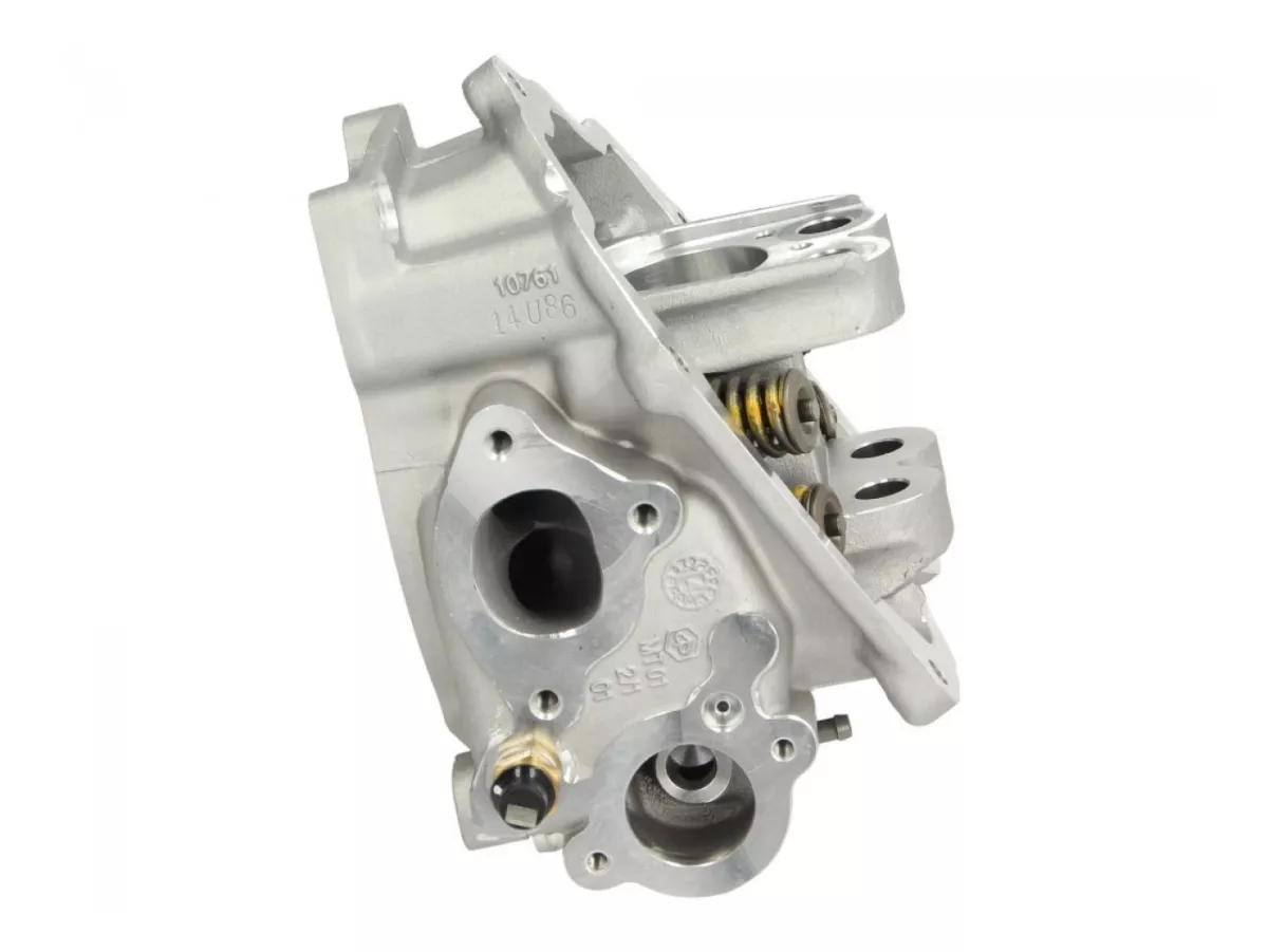 Cylinder head -PIAGGIO- Vespa GTS 125 (ZAPM31300), Vespa GTV 125 (ZAPM31301), Piaggio Beverly 125 (ZAPM28900, ZAPM28901), Piaggio Carnaby 125 (ZAPM60200), Piaggio Carnaby 200 (ZAPM60100), Piaggio MP3 125 (ZAPM47300, ZAPM47301), Piaggio X7 125 (ZAPM62100),