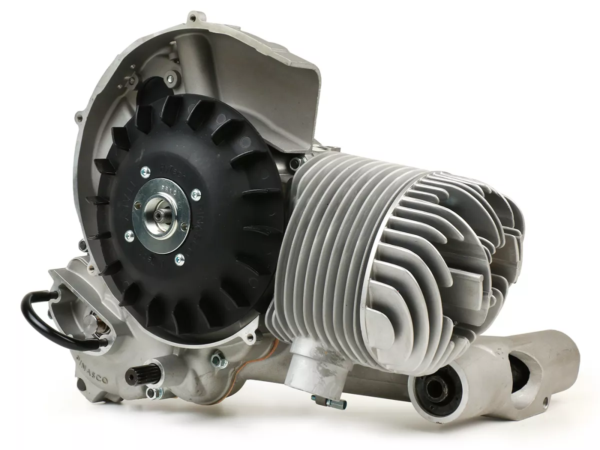 Engine -PINASCO 225cc, Ø69mm, stroke=60mm, rotary valve fuselage engine incl. ignition (without carburetor, clutch cover, brake system, cylinder cover)