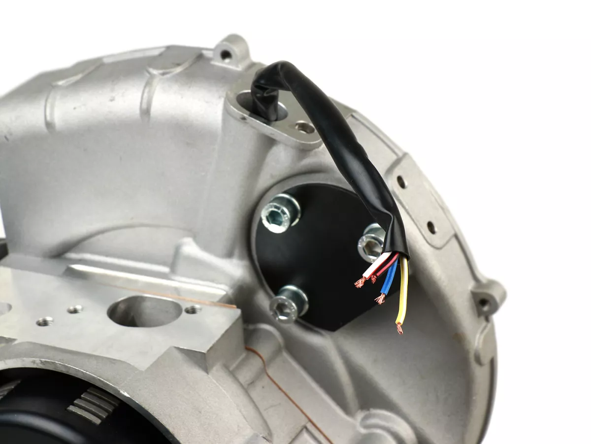 Engine -PINASCO 225cc, Ø69mm, stroke=60mm, rotary valve fuselage engine incl. ignition (without carburetor, clutch cover, brake system, cylinder cover)