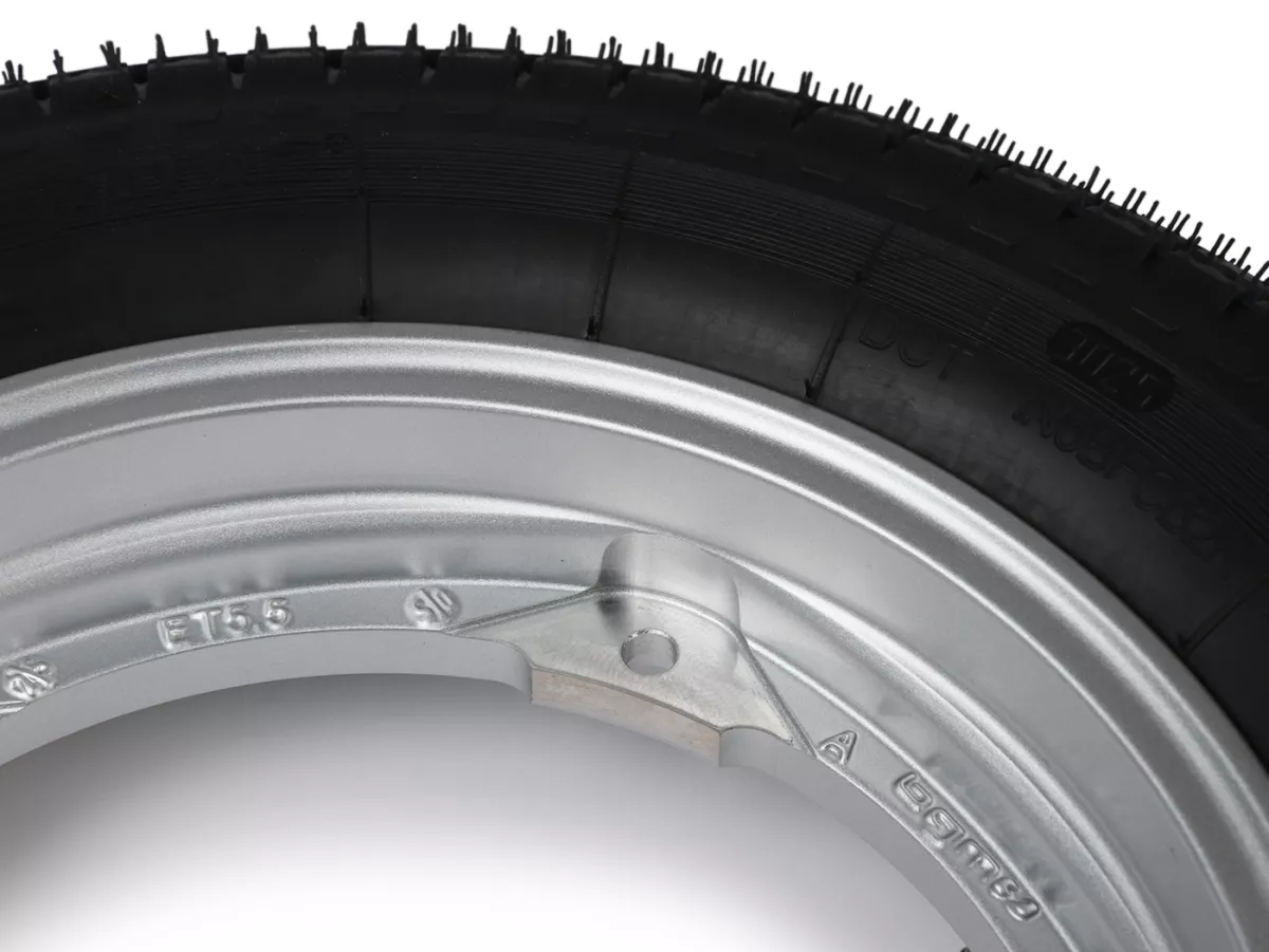 Roda lengkap - BGM Pro Superstrong -BGM Classic, tubeless, Vespa Largeframe PX, Sprint, Rally, GT, GTR, TS, T4, LML Star/Stella- 3.50 - 10 inci TL 59S (diperkuat) - Pelek 2.10-10 - Silver