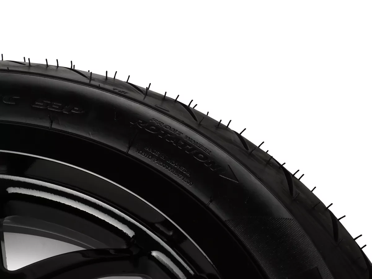 Compleet wiel -BGM PRO SPORT 13 inch- PIRELLI- Diablo Rosso - 120/70-13 - Vespa GTS, GTS Super, GTV, Sei Giorni, GT 60, GT, GT L 125-310cc - zwart glanzend