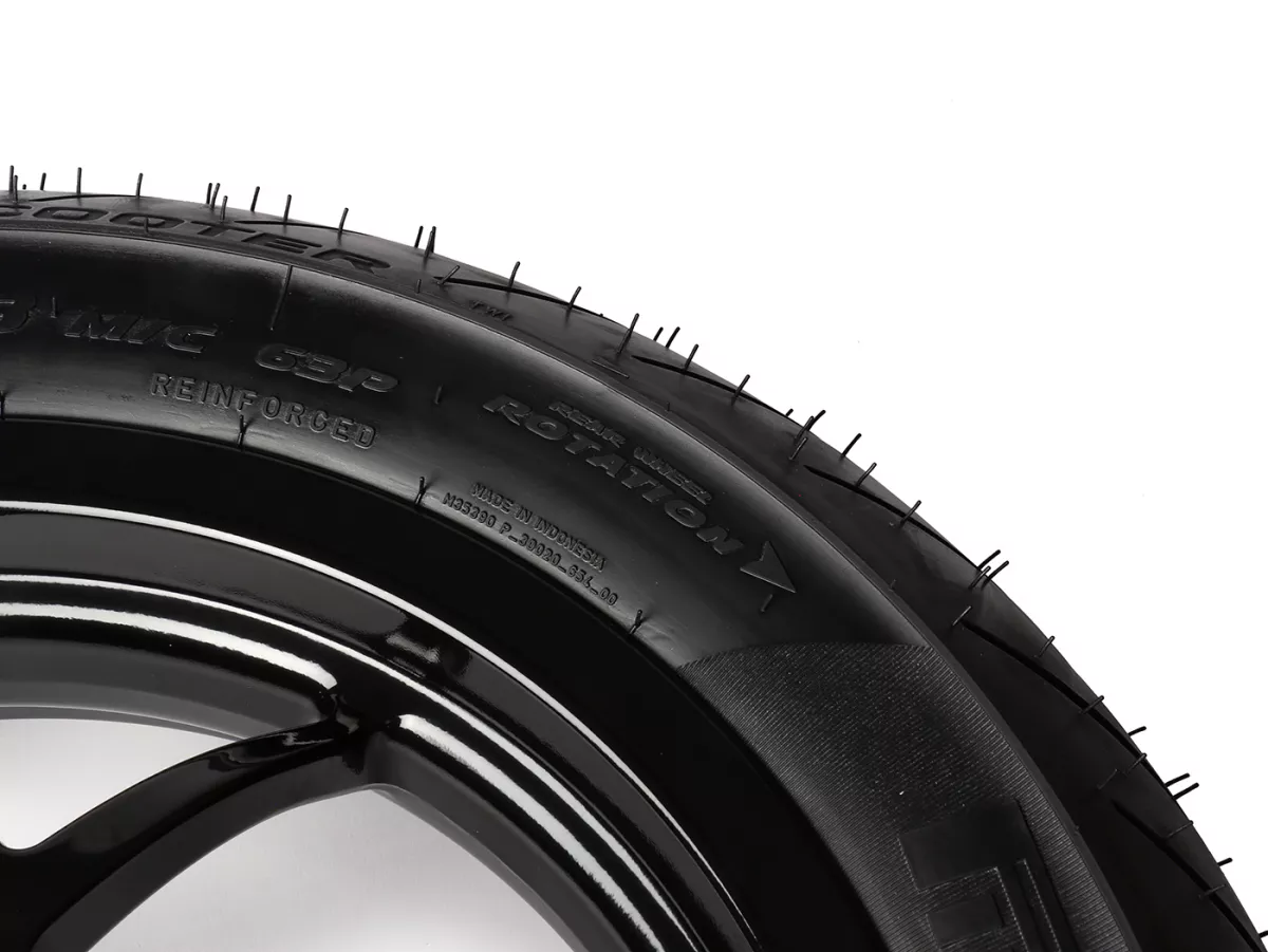 Llanta completa -BGM PRO SPORT 13 pulgadas- PIRELLI- Diablo Rosso - 130/70-13 - Vespa GTS, GTS Super, GTV, Sei Giorni, GT 60, GT, GT L 125-310cc - negro brillante