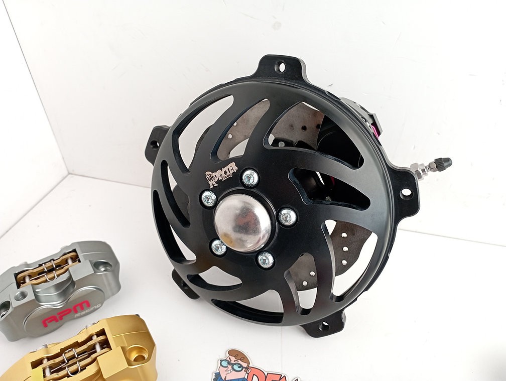 Schijfremset voor -Dexter Racing- Vespa V50, 50 Special, 50SR, SS50, SS90, V90, PV125, ET3 -Zwarte Editie