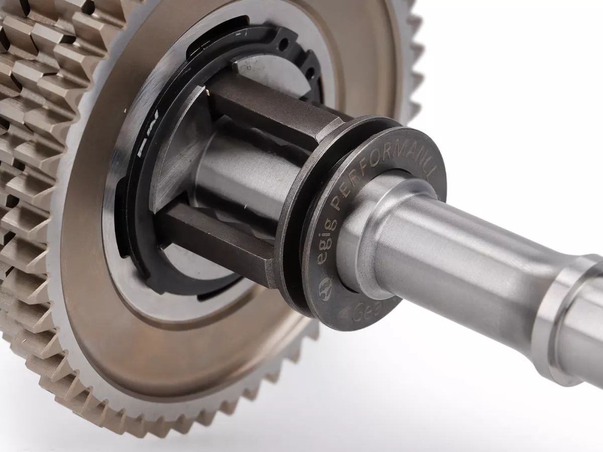 Cambio completo (ingranaggi incl. albero principale + albero ausiliario) per carcassa EGIG/FABBRI -EGIG/FAIO X-TRA STRONG, albero motore CNC - Vespa Smallframe V50, PV, ET3, PK, HP 4 marce 18/37-15/38-12/42-11/52 - Albero ausiliario Poligon