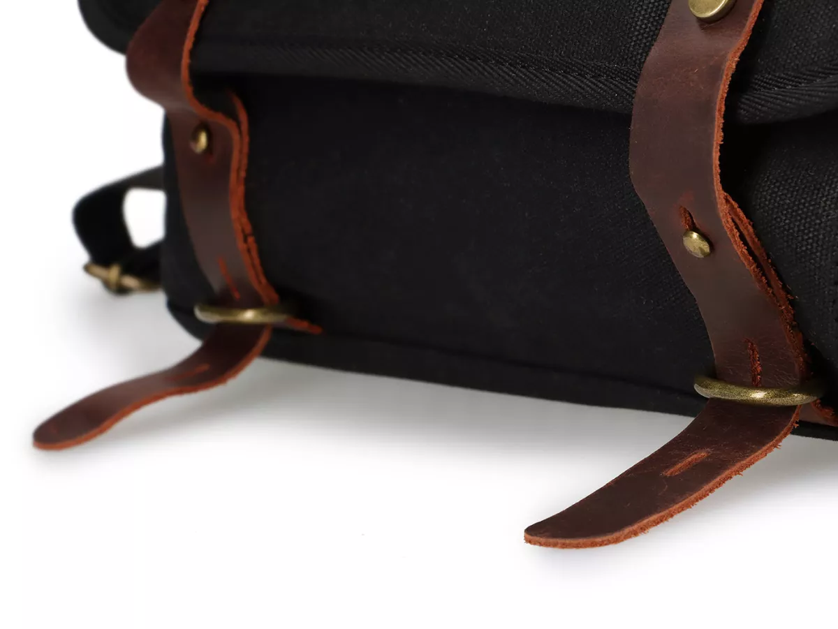 Tas pelana -PUSAT SEPEDA - kanvas berlapis lilin - hitam