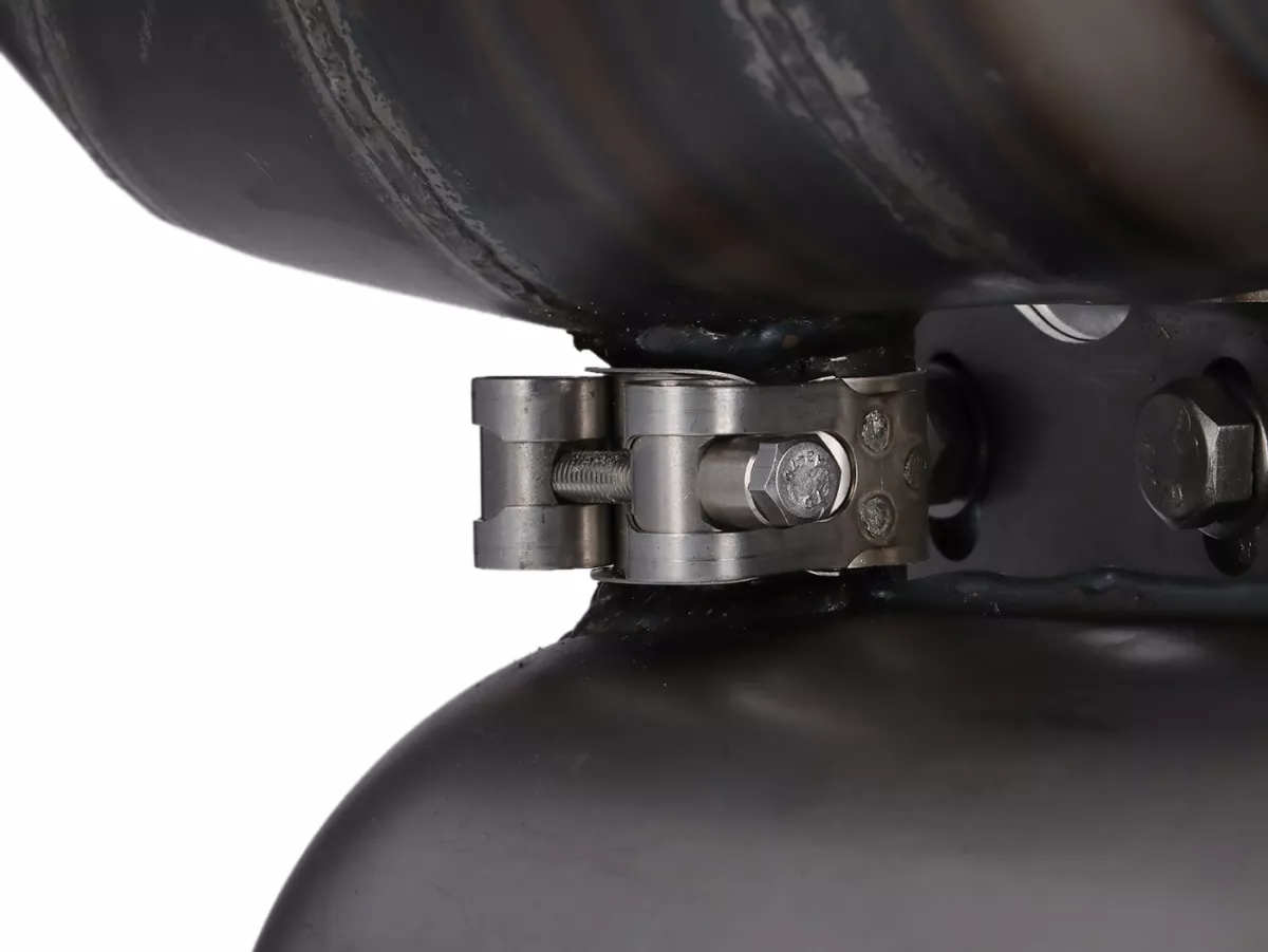 Auspuff -EGIG PERFORMANCE Stealth Sepp Ø=32mm (54-60mm Stehbolzenabstand) - wie Auspuff Mamba S aber mit XXL Schalldämpfer wie Banane (100x350mm) - Vespa ET3, PV125