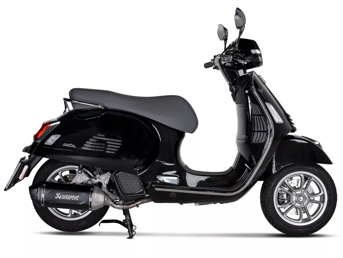Echappement -AKRAPOVIC Slip-On Line (SS), Euro 5+ - Vespa GTS 125 Keyless Basic, Super, Super Sport, Super Tech (ZAPMD3400) - Acier inoxydable noir