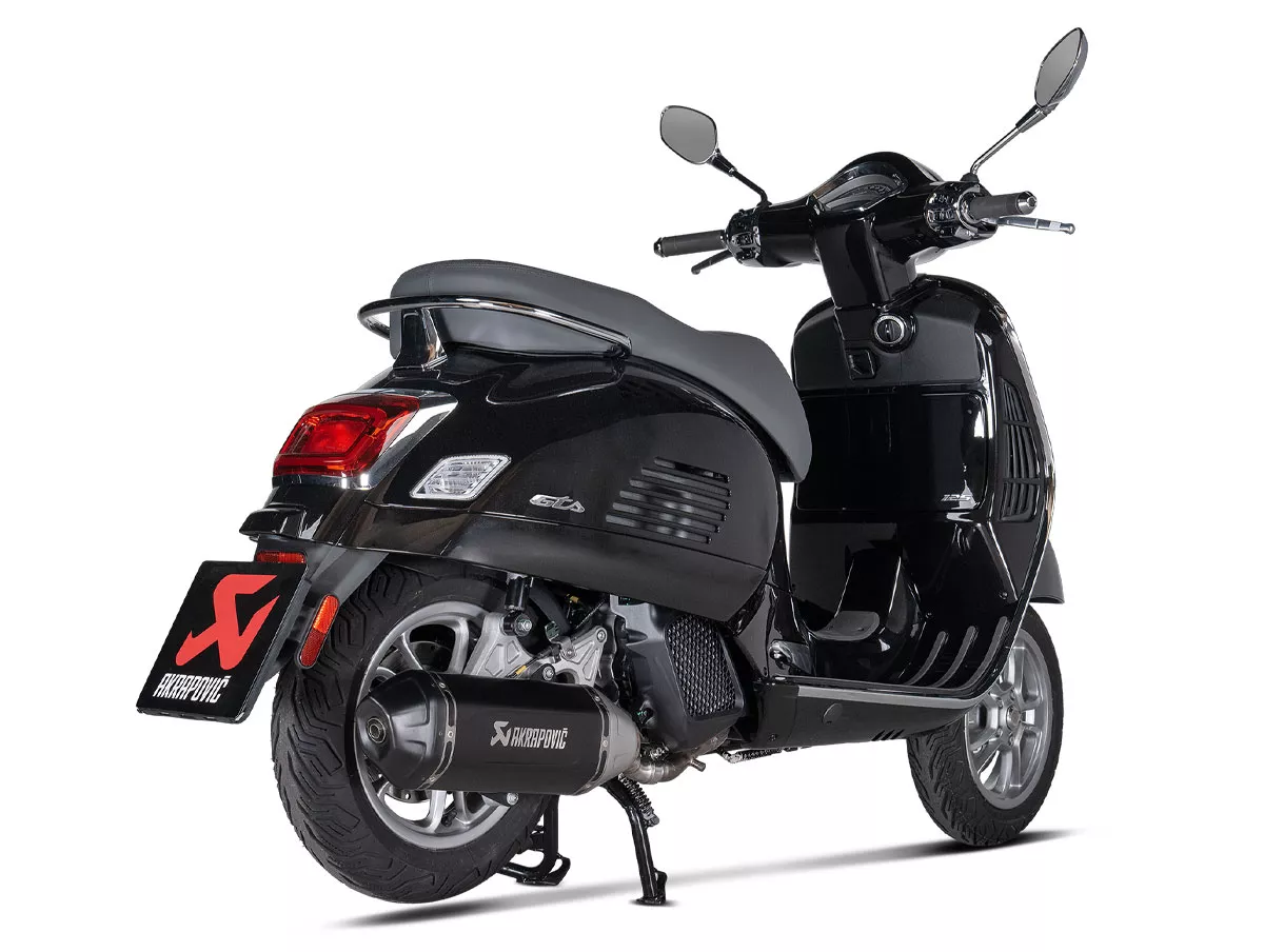 Echappement -AKRAPOVIC Slip-On Line (SS), Euro 5+ - Vespa GTS 125 Keyless Basic, Super, Super Sport, Super Tech (ZAPMD3400) - Acier inoxydable noir