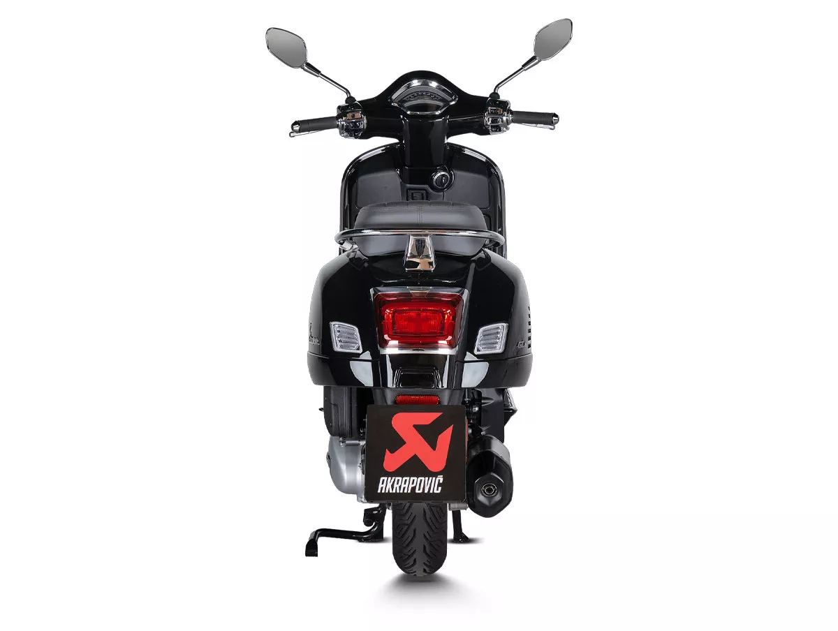 Echappement -AKRAPOVIC Slip-On Line (SS), Euro 5+ - Vespa GTS 125 Keyless Basic, Super, Super Sport, Super Tech (ZAPMD3400) - Acier inoxydable noir