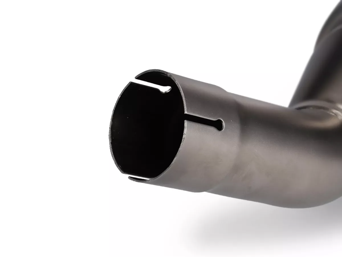 Exhaust -AKRAPOVIC- Slip-On Line (SS), Euro 5+ - Vespa Primavera 125 Basic, Red, Batik (ZAPMD1102) - Stainless steel black