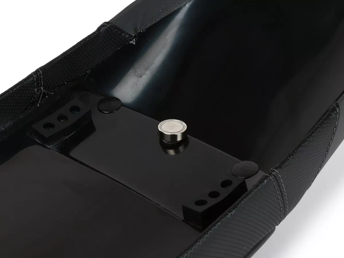 Selle BGM TEST BIKE avec coutures grises pour Royal Alloy GP 125/300/350, TG 125/300/350