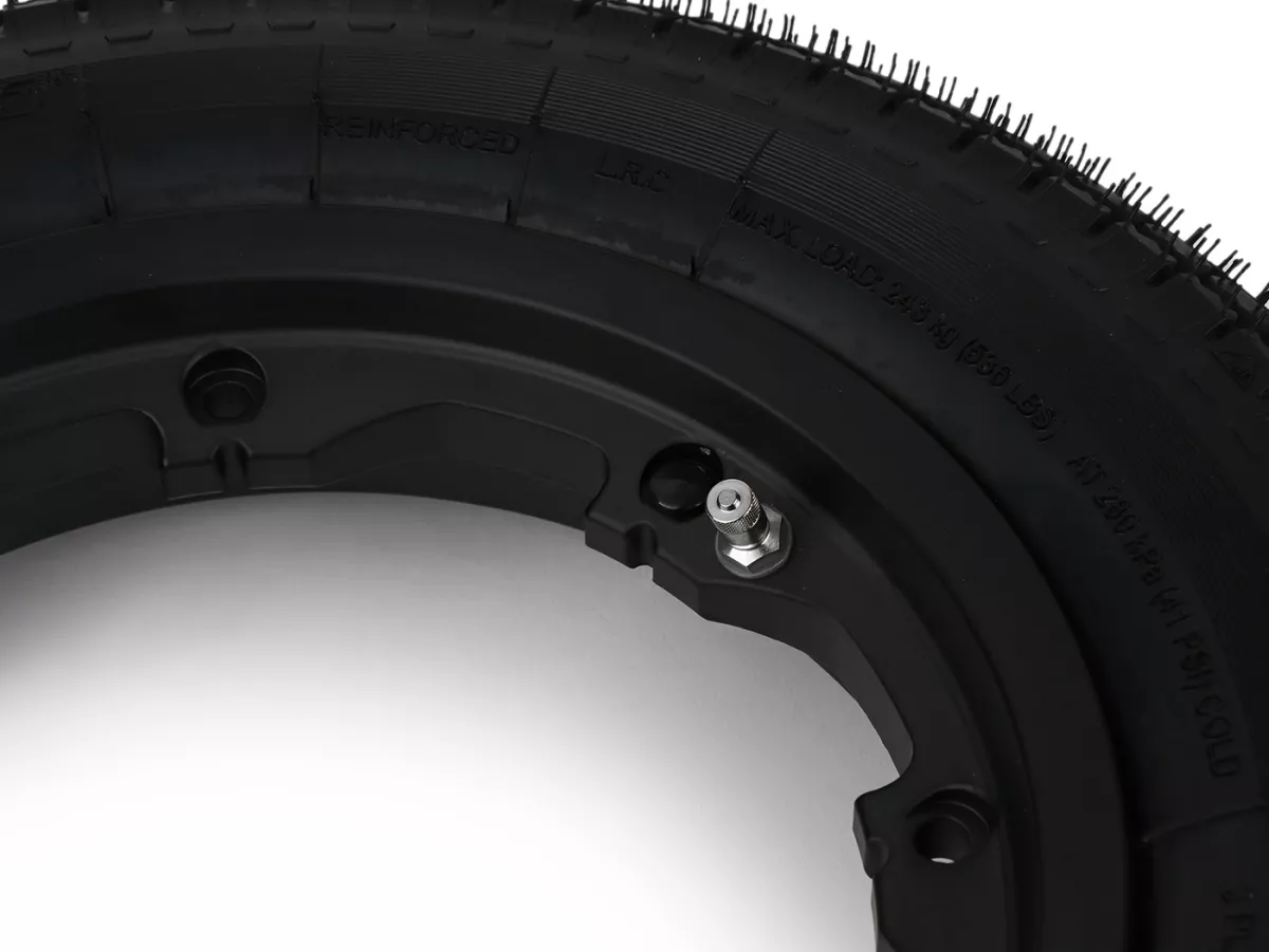 Roue complète -BGM Classic, sans chambre à air, Lambretta- 3.50 - 10 pouces TL 59S (renforcée) - Jante 2.10-10 noire