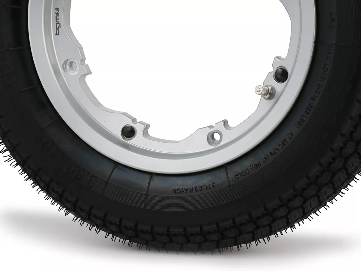 Roue complète -BGM Classic, sans chambre à air, Lambretta- 3.50 - 10 pouces TL 59S (reinforced) - Jante 2.10-10 - argentée