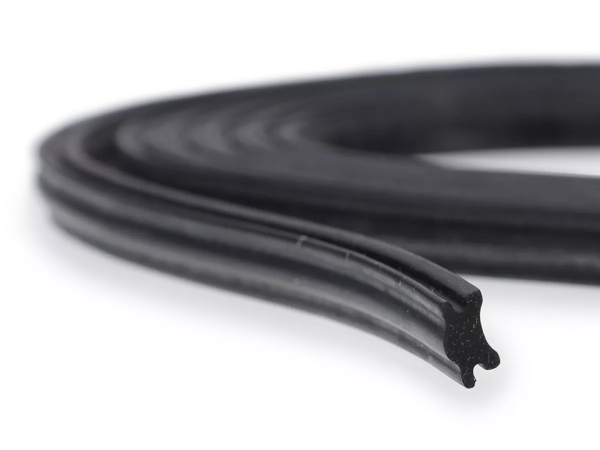 Jeu de marchepieds noir satiné -CIF- Vespa Smallframe V50, PV125, ET3
