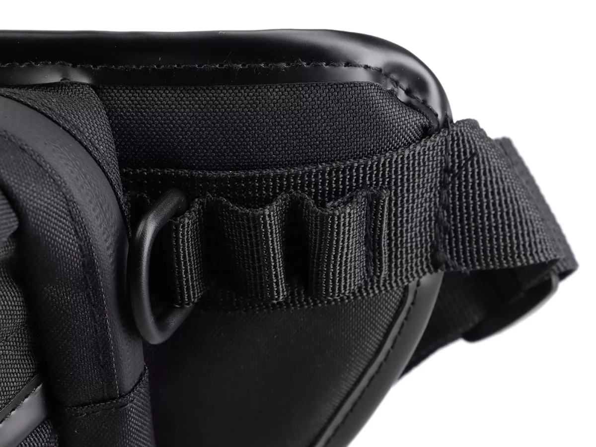 Crossbody-väska -MALOSSI- svart / vit