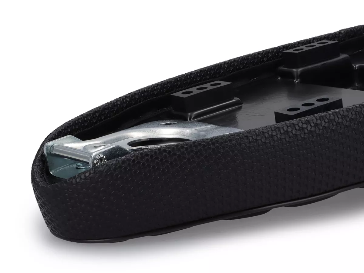 Selle -NISA Black Girl (Corps PVC)- Vespa Largeframe avec bouchon de réservoir rabattable - Vespa PX ancienne, Sprint, TS, GT/GTR, Super, VNA, VNB, VBA, VBB - Noir