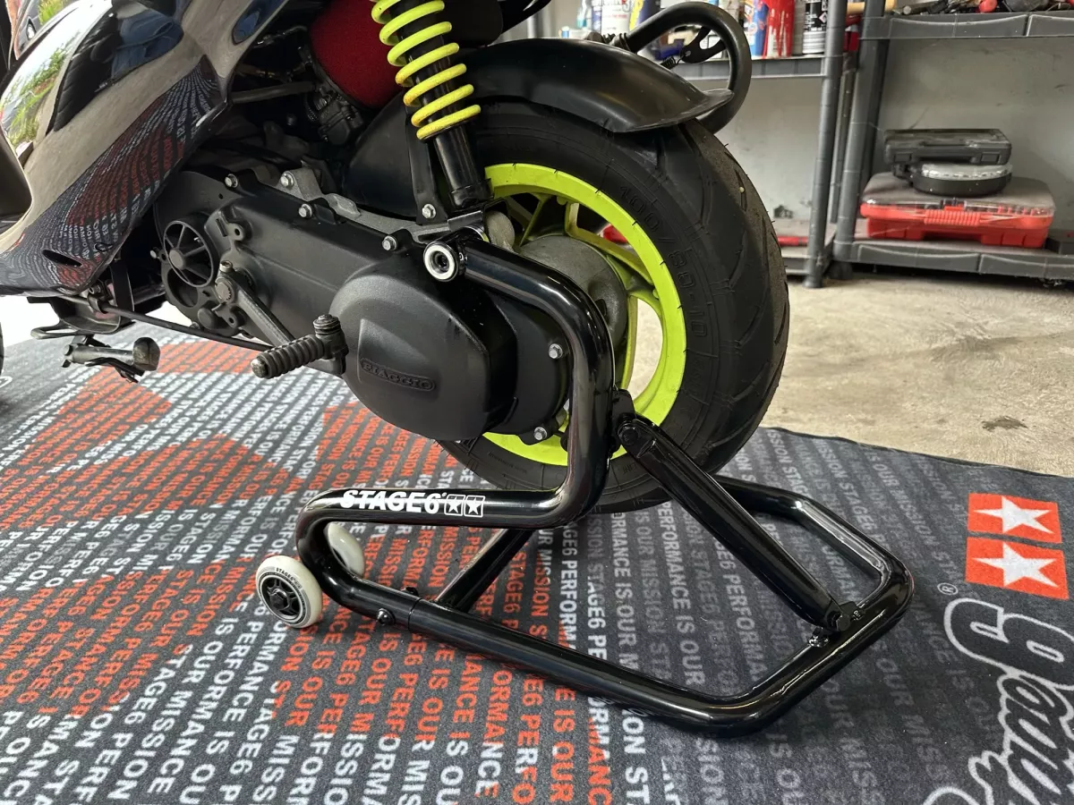 Autosportwagenstand -STAGE 6- Piaggio, Minarelli, Peugeot - MK3