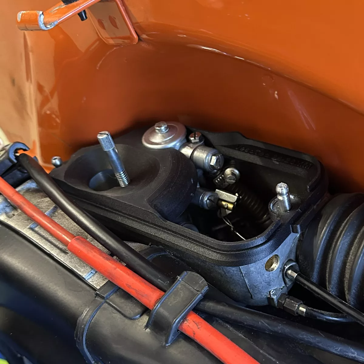Couvercle de cuve de carburateur -VESPTEC- Qicklock Airbox avec partie inférieure Venturi pour carburateur SI28-. Vespa Largeframe 1957-2016 - PX, Rally, Sprint, Super, TS, GT, GTR, VBA, VBB, VNB - Plastique (ASA, noir)