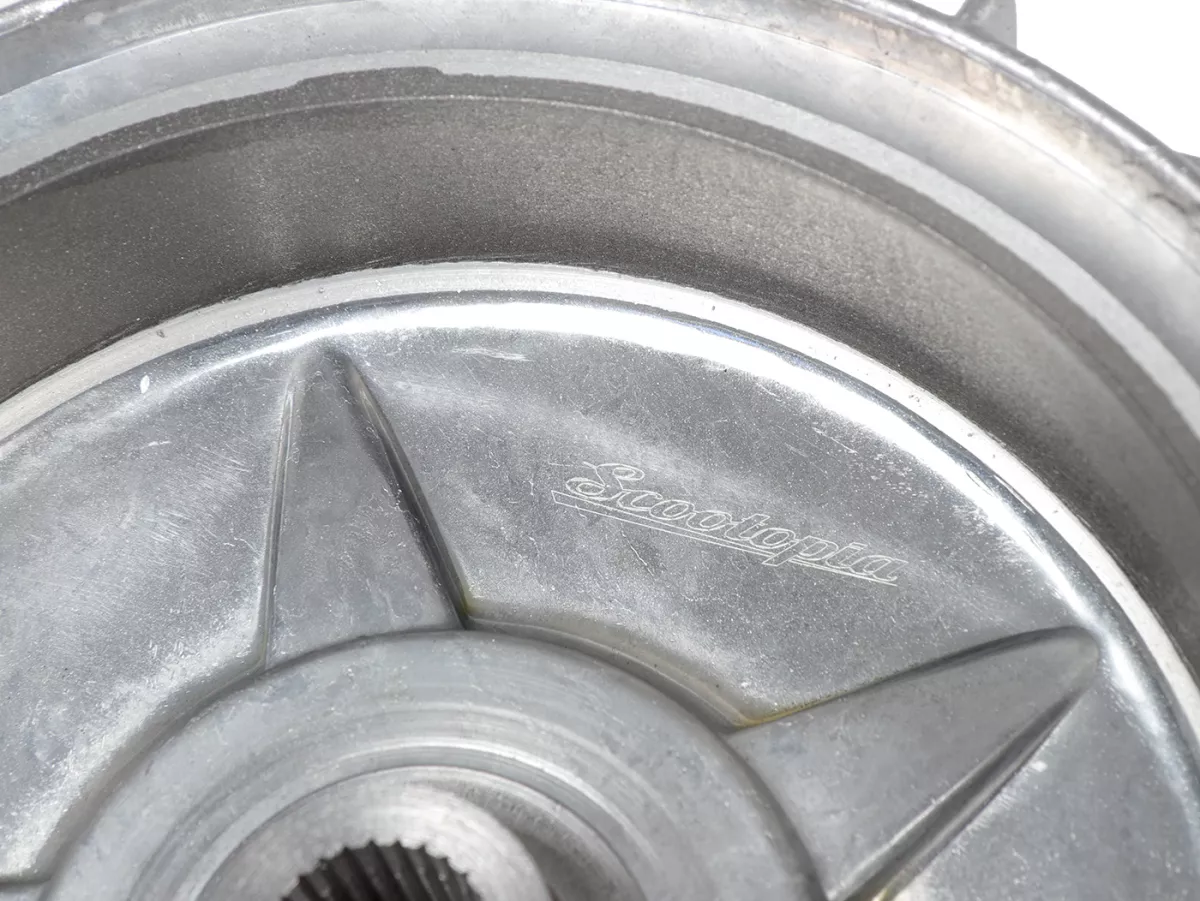 Rear brake hub 10 inch -SCOOTOPIA reinforced- Vespa PX (1984-), T5 125cc - oil seal 30mm - also suitable for PX (-1983), Rally180 (VSD1T), Rally200 (VSE1T), Sprint150 (VLB1T), TS125 (VNL3T), GT125 (VNL2T), GTR125 (VNL2T), GL150 (VLA1T)