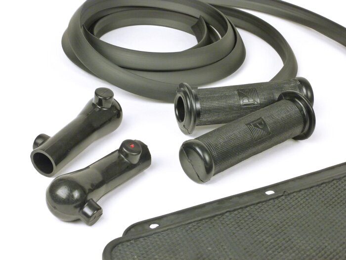 Assortiment caoutchoucs -VESPA 19 pièces- Vespa Rally180 (VSD1T), Rally200 (VSE1T), TS125, Sprint150, Sprint Veloce150, GT125, GTR125, Super125, Super150, GL150 - noir