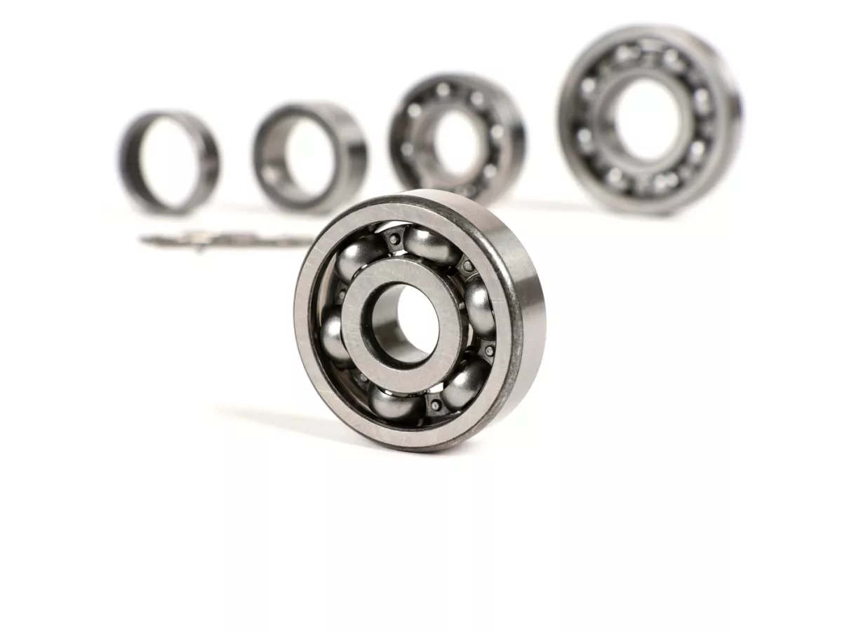 Set cuscinetti a sfera motore -SCOOTER CENTER- Vespa Largeframe GTR125 (VNL2T 145901-), TS125 (VNL3T 18139-), Sprint150 Veloce (VLB1T 294260-), P125X (VNX1T -146313), P150X (VLX1T -264564)
