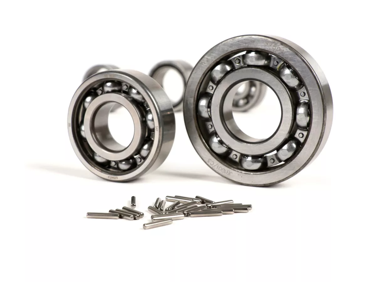 Set cuscinetti a sfera motore -SCOOTER CENTER- Vespa Largeframe GTR125 (VNL2T 145901-), TS125 (VNL3T 18139-), Sprint150 Veloce (VLB1T 294260-), P125X (VNX1T -146313), P150X (VLX1T -264564)