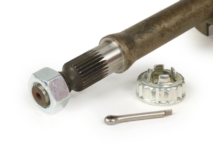 Arbre sortie -QUALITÉ OEM, M16- Vespa VNA, VNB, VBB, VBA1T, 150GL (VLA1T), 150 T4 (VGLA, VGLB), Sprint150 (VLB1T, -073899), GT125 (VNL2T, -60899), Super 125 (VNC1T, -024899), Super 150 (VBC1T, -70199)