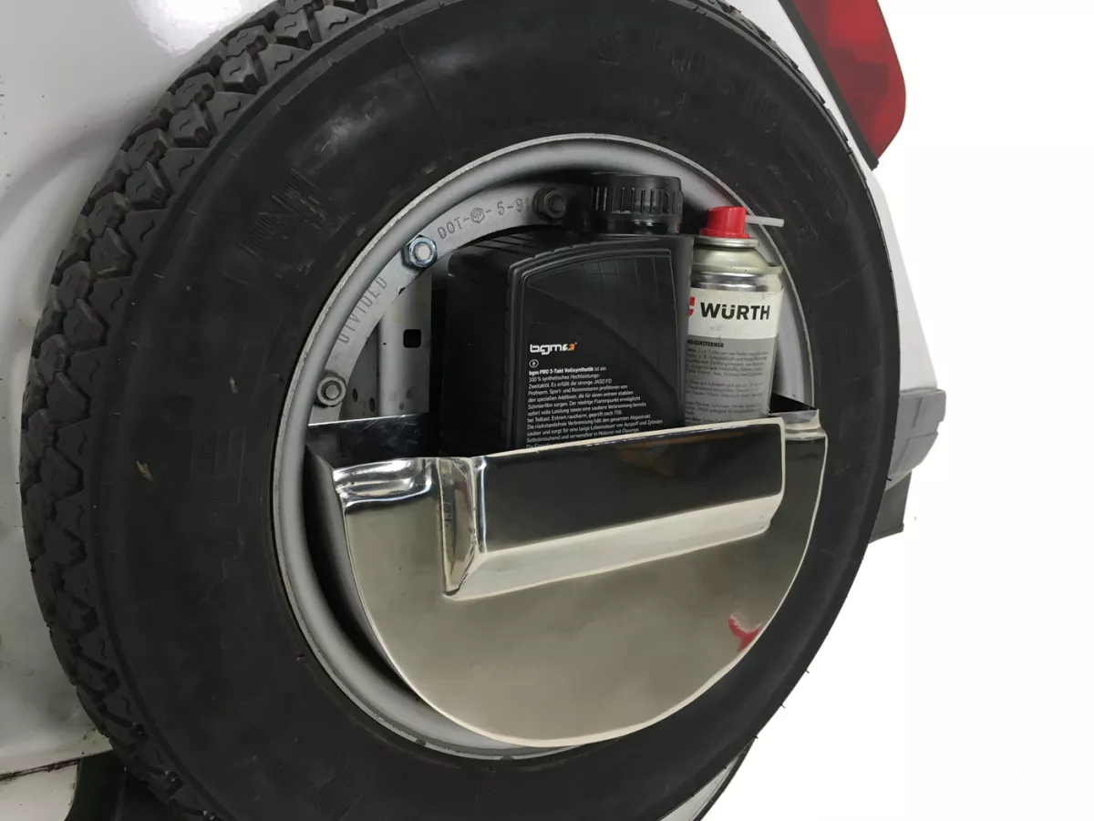 Bagagelåda för reservhjul i genomgång (även under sidokåpa) -SPAQ Reservhjulslåda- Vespa PX, T5 125cc - rostfritt stål