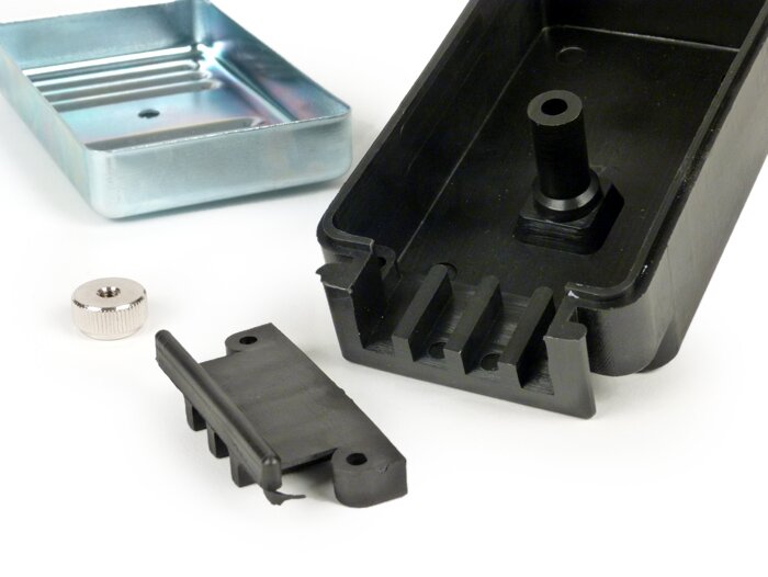 Voltage regulator housing (empty) -CASA LAMBRETTA- Lambretta (Serie 2, Serie 3) - 4-polige Zündung