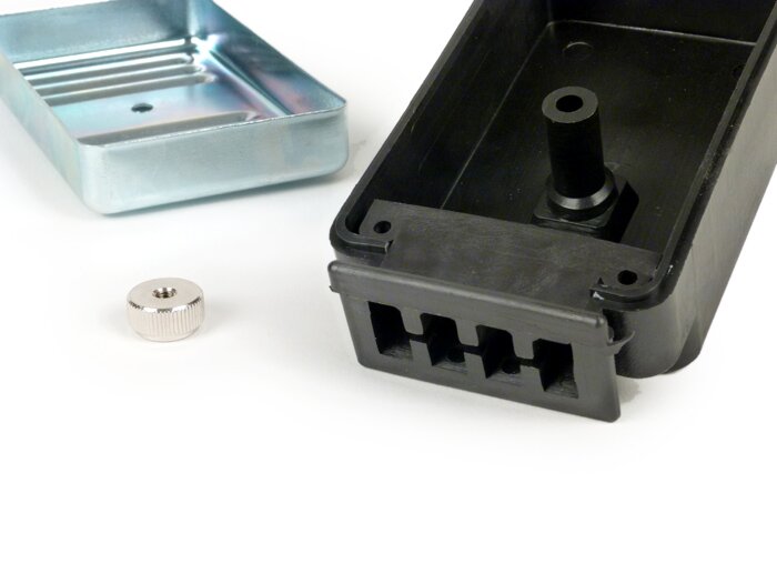 Voltage regulator housing (empty) -CASA LAMBRETTA- Lambretta (Serie 2, Serie 3) - 4-polige Zündung