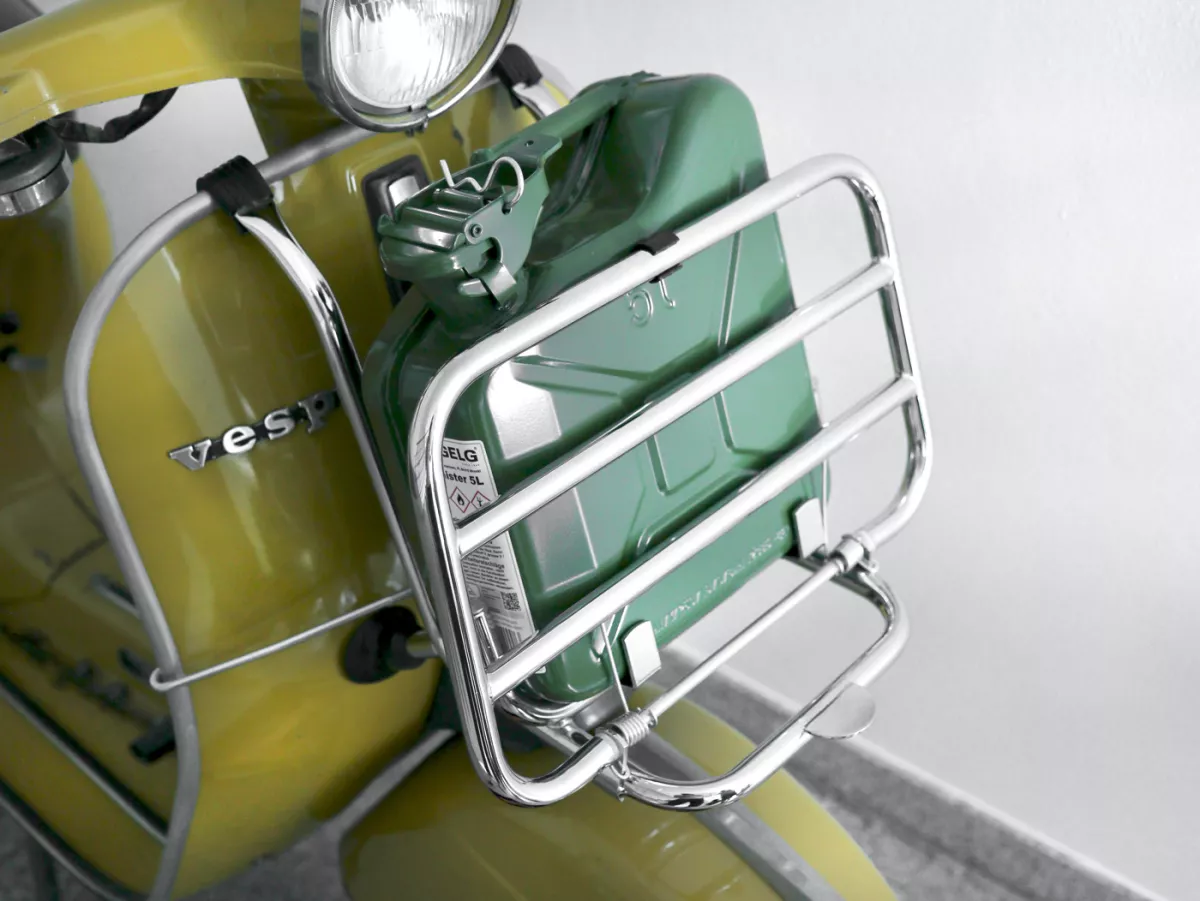 Inklapbaar bagagerek voor -FA ITALIA, chroom, inclusief 5 liter benzinekan - Vespa Smallframe V50, 50S/N/L/R, 50SR, PV, ET3, PK S, PK XL, Largeframe PX, T5, Sprint, Rally, GS160, SS180, TS, GT, GTR, VNA, VNB, VBA, VBB, Super, Wideframe V1-V33, VB, VN,