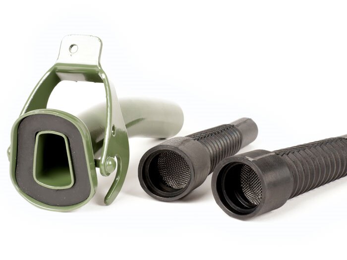 Tankvulopening - schenktuit - uitlaatpijp -OEM KWALITEIT, metaal Ø=30mm- incl. twee rubber adapters L=150mm voor diesel (Ø20mm) + benzine (Ø25mm) - geschikt voor FA ITALIA benzineblikken