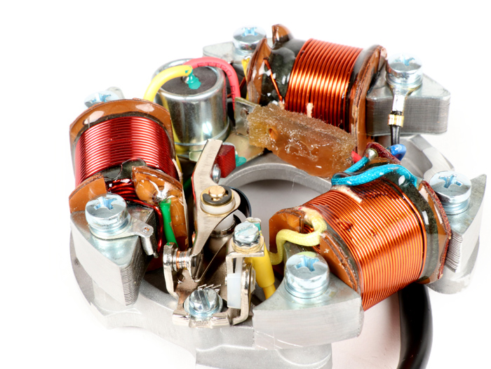 Pengapian -Pelat dasar VESPA (pengapian kontak, 5 kabel, 6V, 3 kumparan, kontak panjang, dengan indikator) - Vespa V50 -50R (V5A1T), 50 Revival (V5R1T), 50S (V5SA1T), 50 Special (V5A2T, V5B1T, V5B3T), 50 Special Elestart (V5B2T, V5A3T, V5B4T), 50SR / Spri